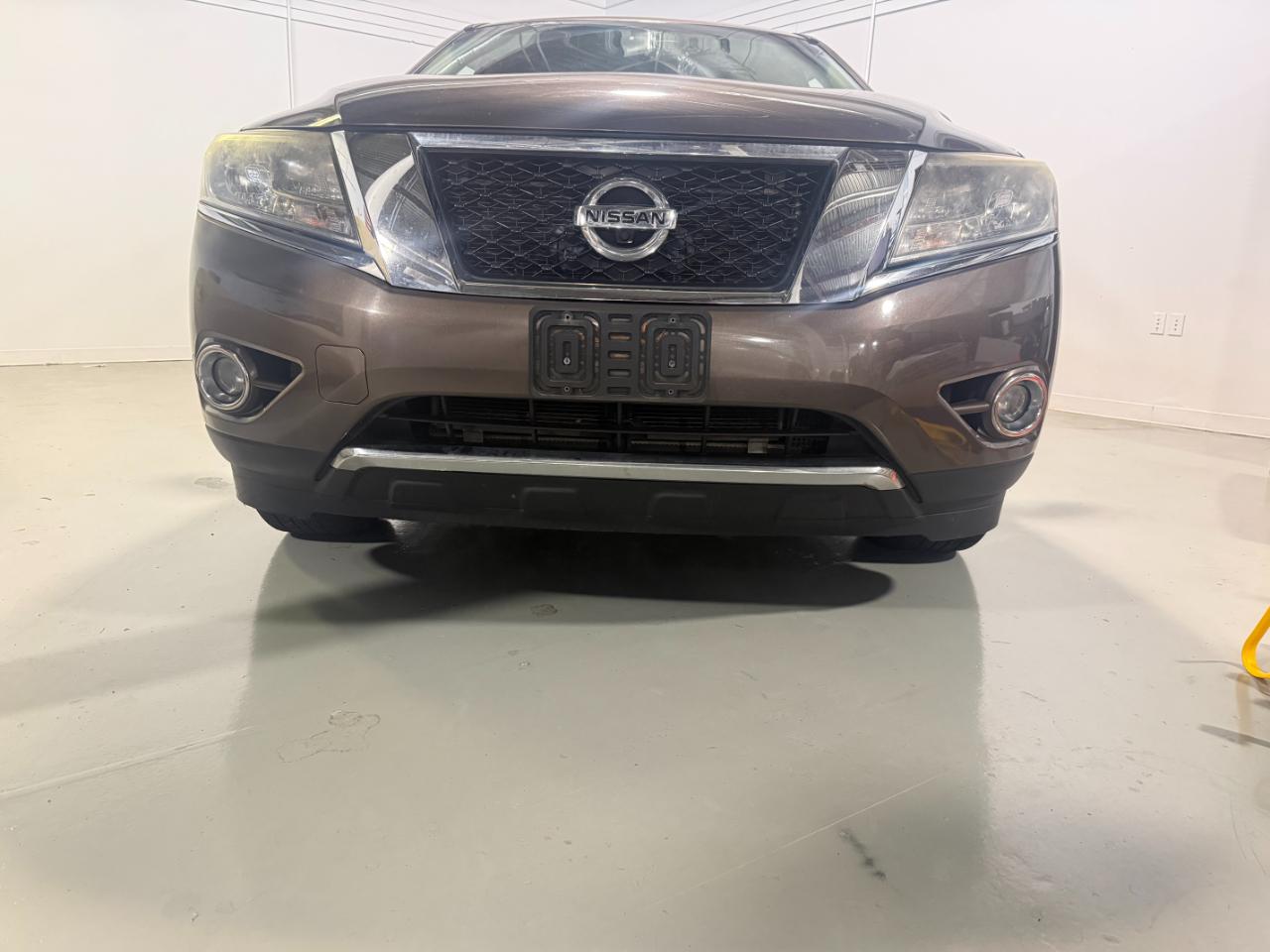 Nissan Pathfinder 4WD 4dr Platinum 2015
