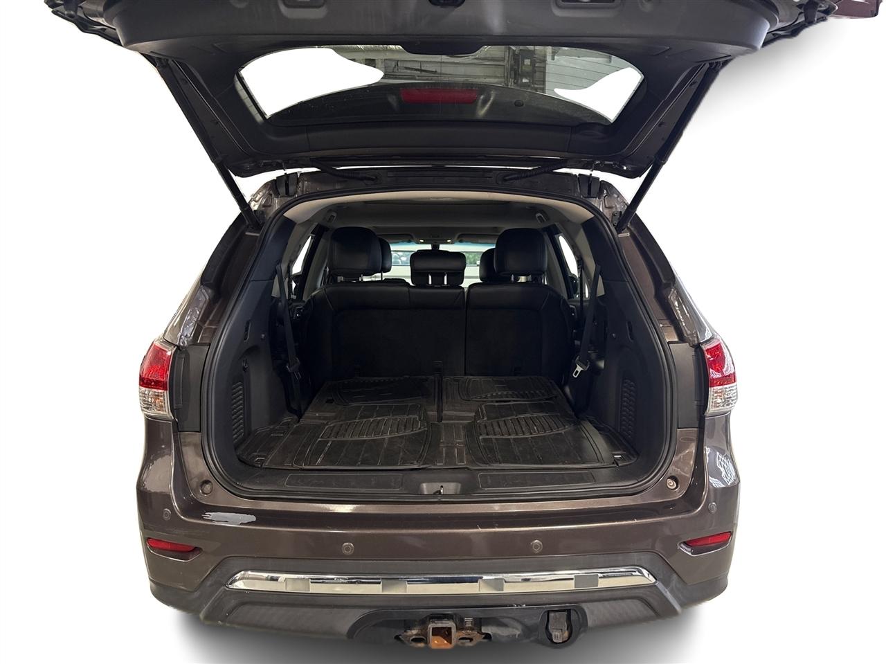 Nissan Pathfinder 4WD 4dr Platinum 2015
