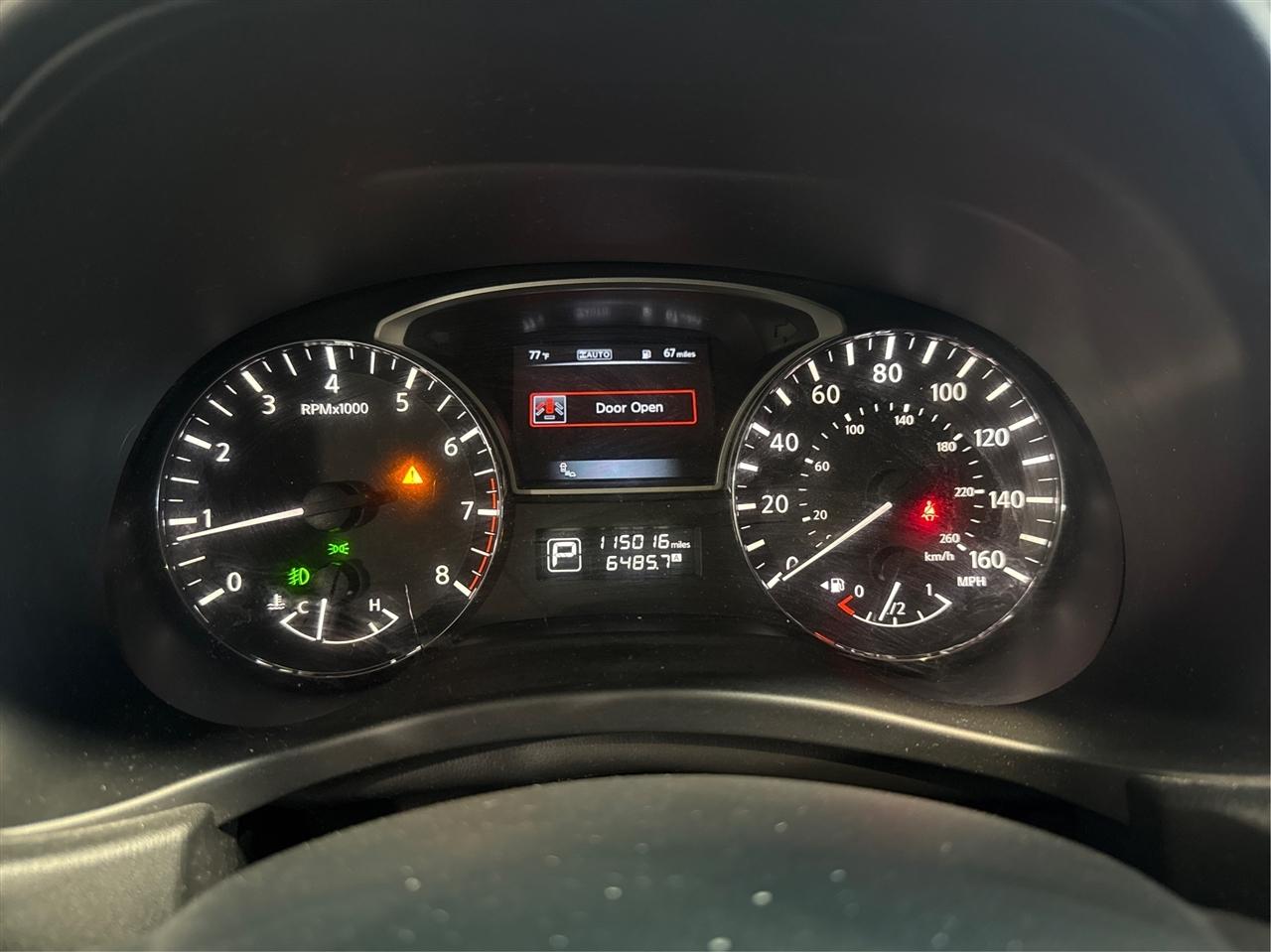 Nissan Pathfinder 4WD 4dr Platinum 2015