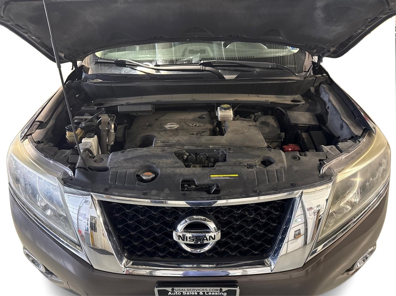 Nissan Pathfinder 4WD 4dr Platinum 2015
