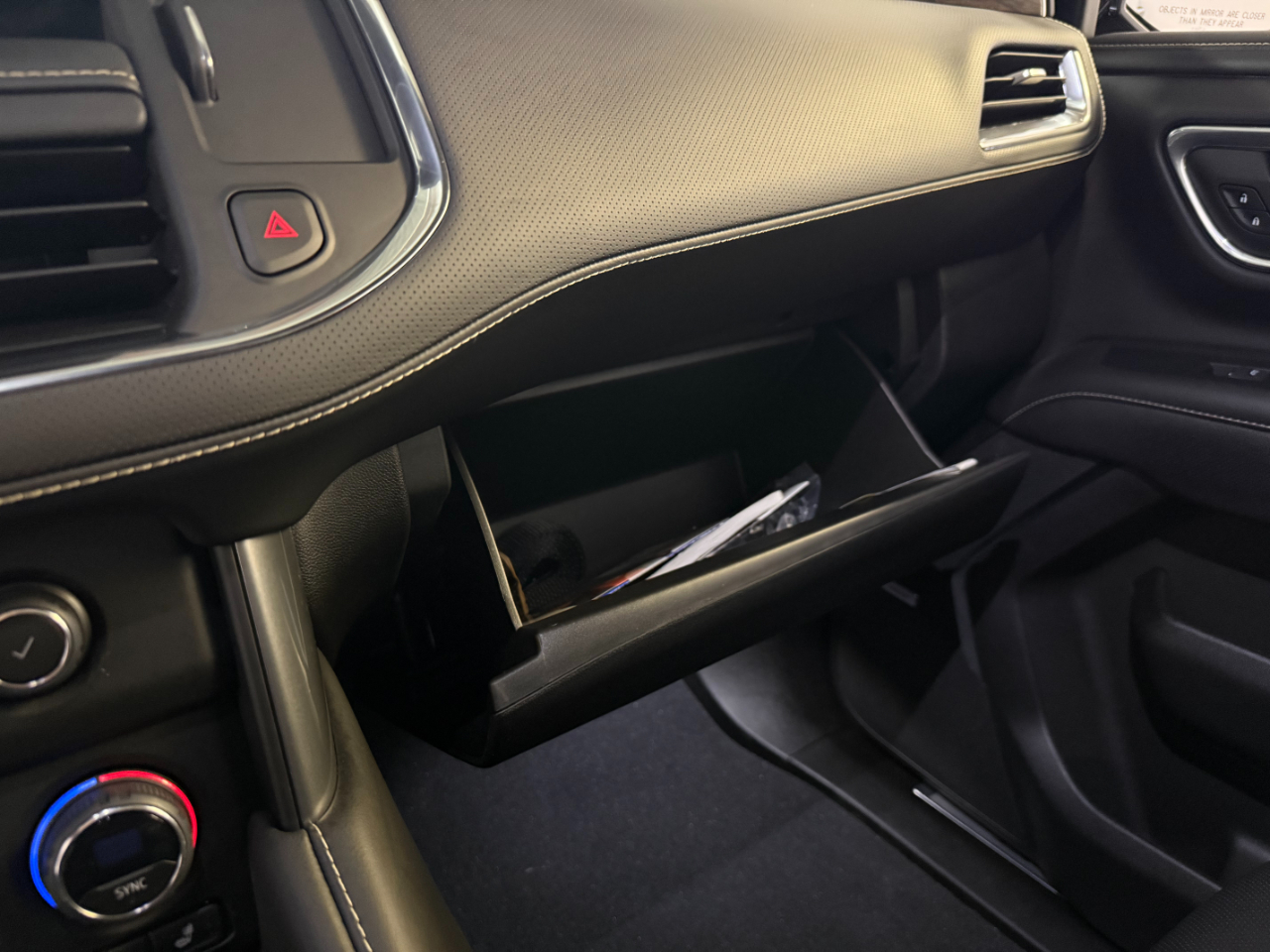 Chevrolet Suburban Premier 4WD 2023