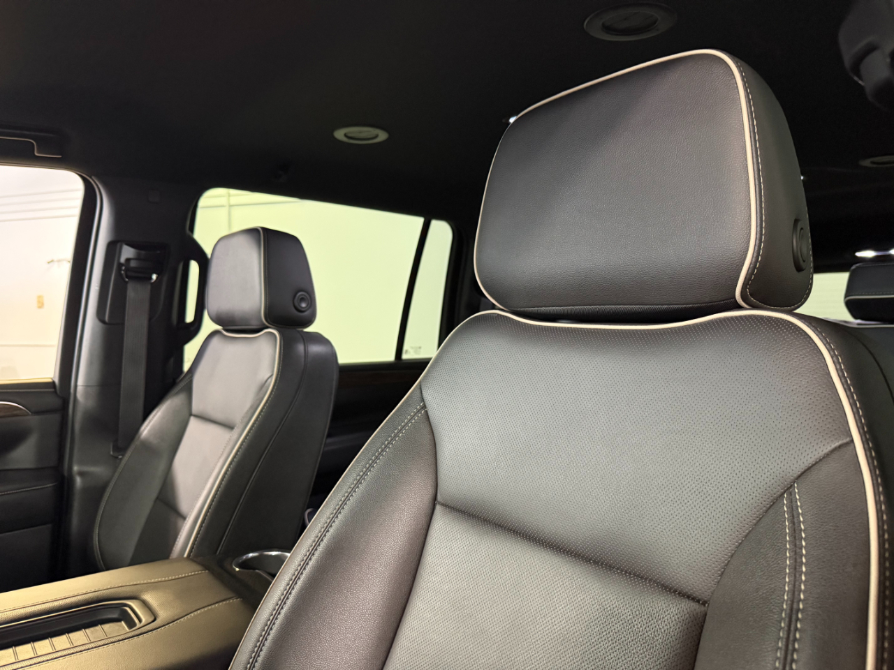 Chevrolet Suburban Premier 4WD 2023