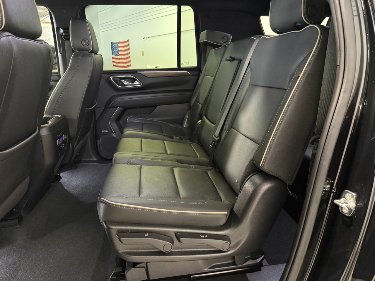 Chevrolet Suburban Premier 4WD 2023