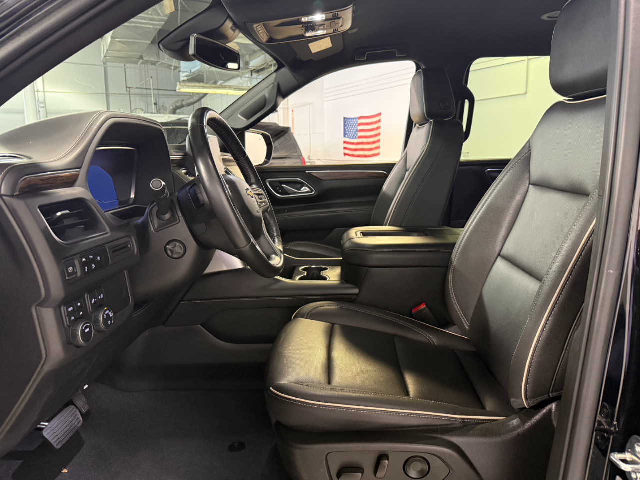 Chevrolet Suburban Premier 4WD 2023