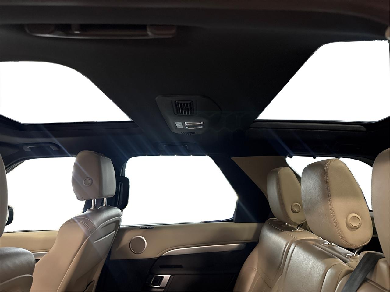 Land Rover Discovery Landmark Edition 2020
