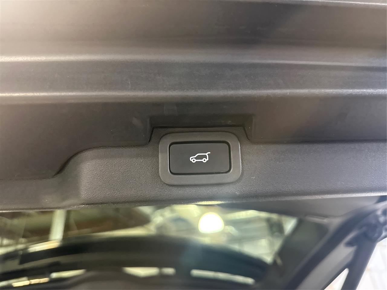Land Rover Discovery Landmark Edition 2020