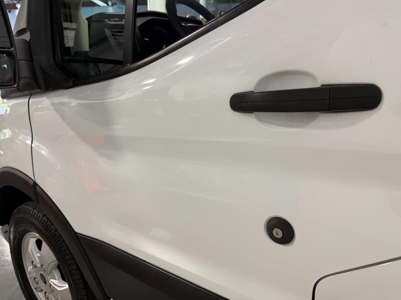 Ford Transit 350 Wagon Low Roof XL w/Sliding Pass. 148-in. WB 2020