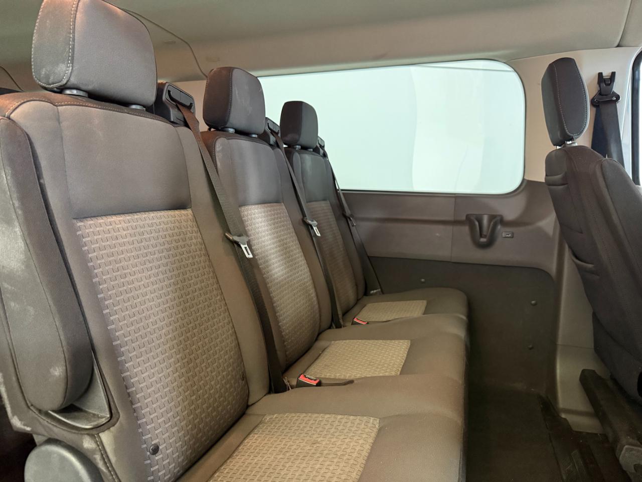 Ford Transit 350 Wagon Low Roof XL w/Sliding Pass. 148-in. WB 2020