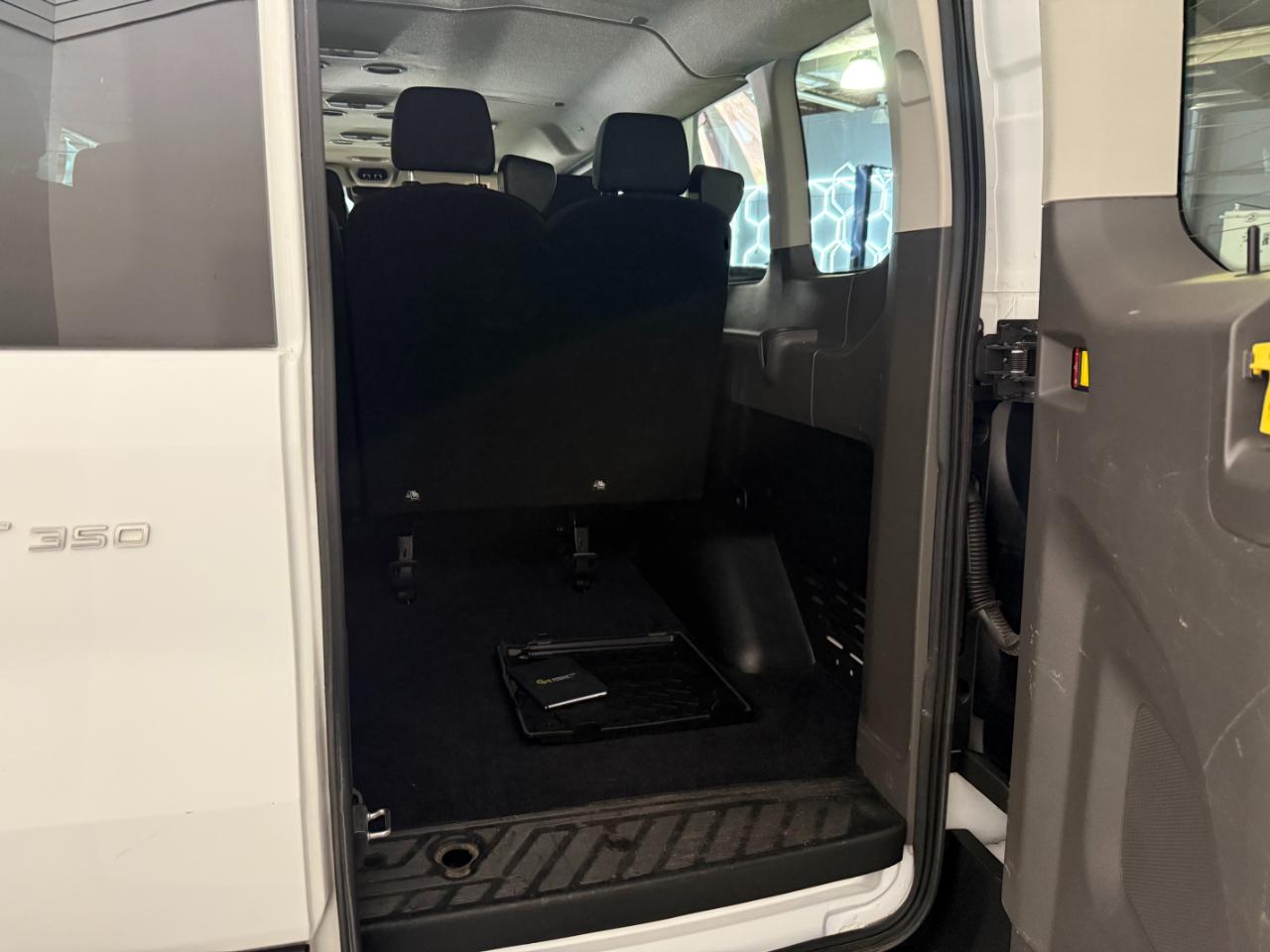 Ford Transit 350 Wagon Low Roof XL w/Sliding Pass. 148-in. WB 2020