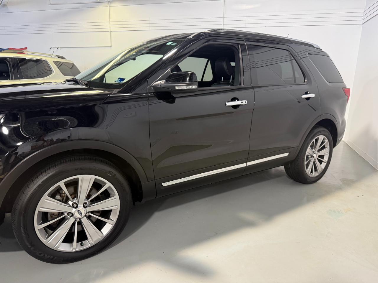 Ford Explorer Limited 4WD 2018
