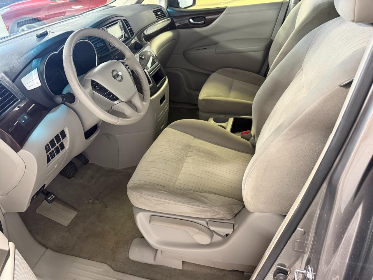 Nissan Quest SV 2017