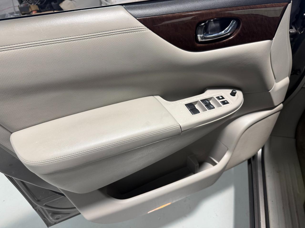 Nissan Quest SV 2017