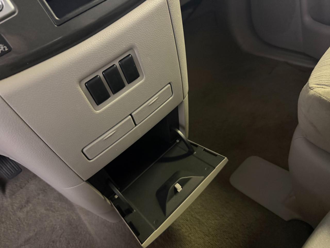 Nissan Quest SV 2017