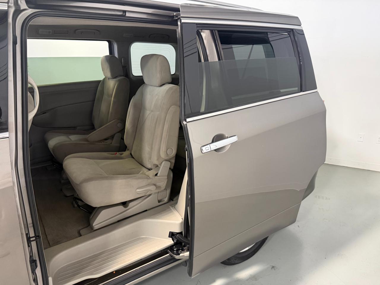Nissan Quest SV 2017