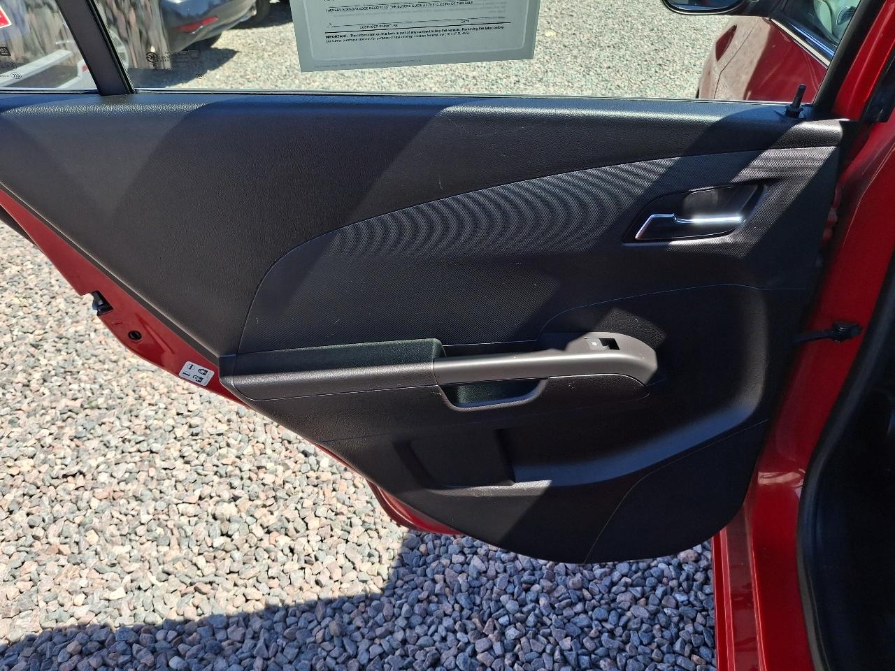 Chevrolet Sonic LT Auto Sedan 2014