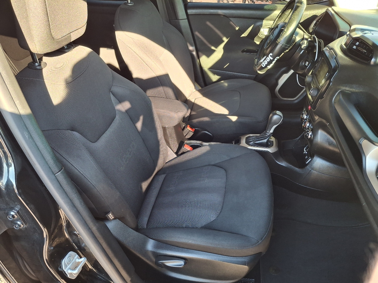 Jeep Renegade Latitude FWD 2017 Jeep Renegade Latitude FWD 2017