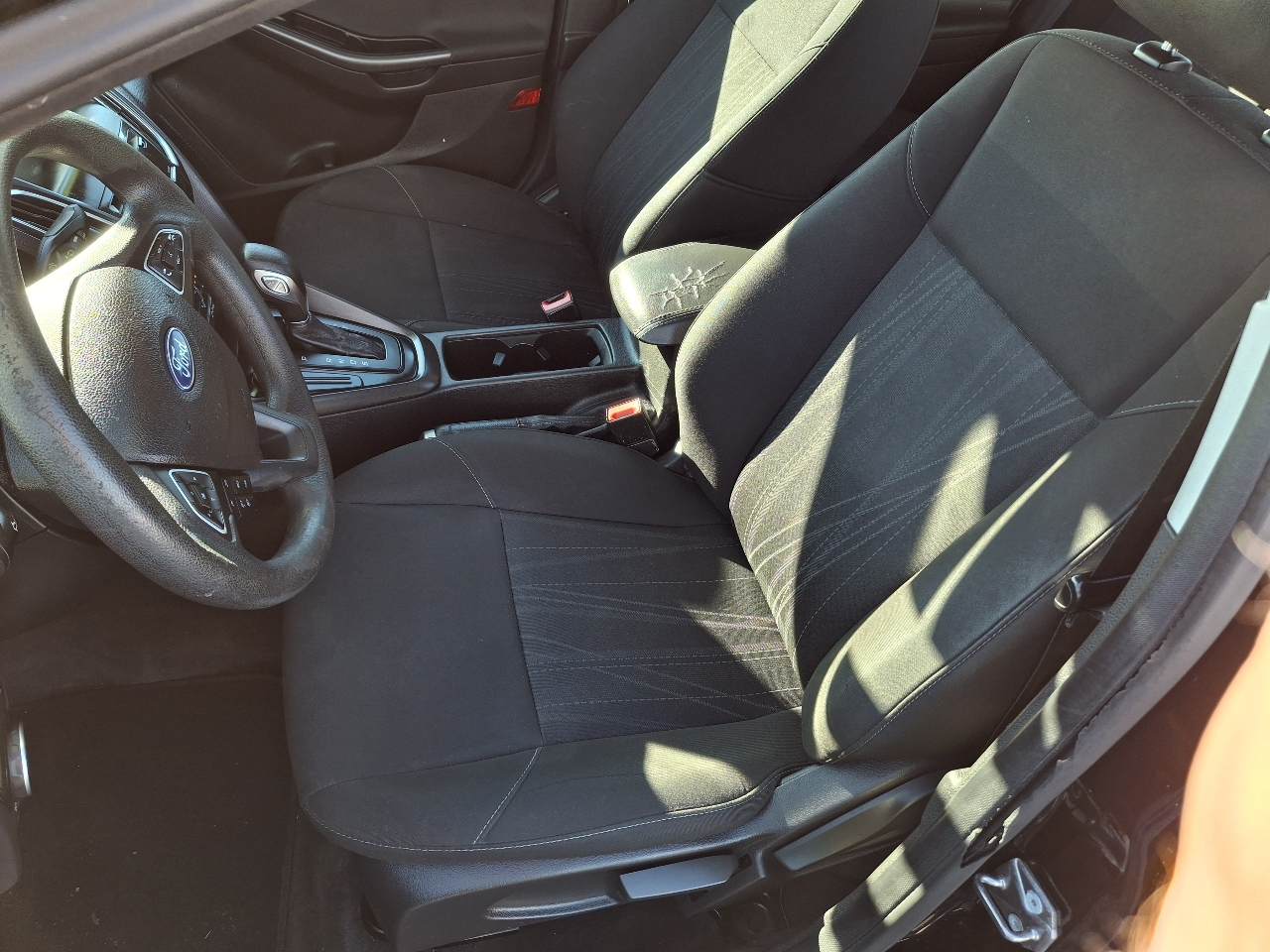 Ford Focus SEL Sedan 2018 Ford Focus SEL Sedan 2018