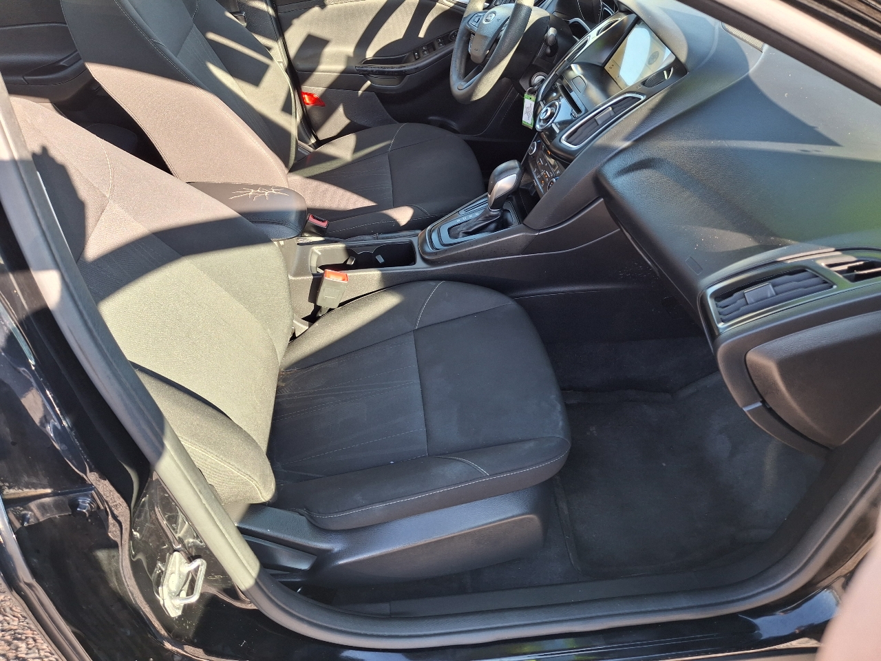 Ford Focus SEL Sedan 2018 Ford Focus SEL Sedan 2018