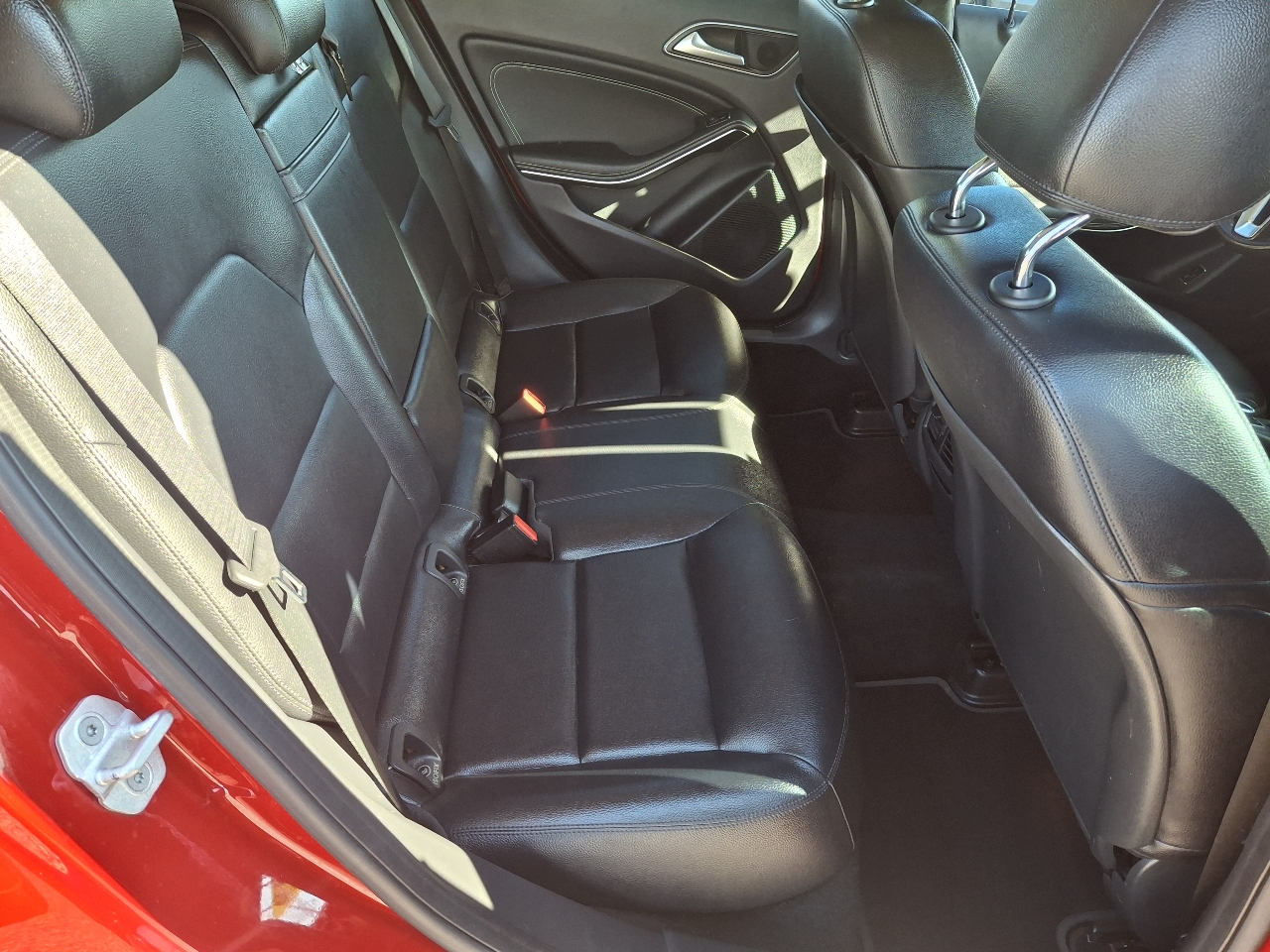 Mercedes-Benz GLA-Class GLA250 4MATIC 2015