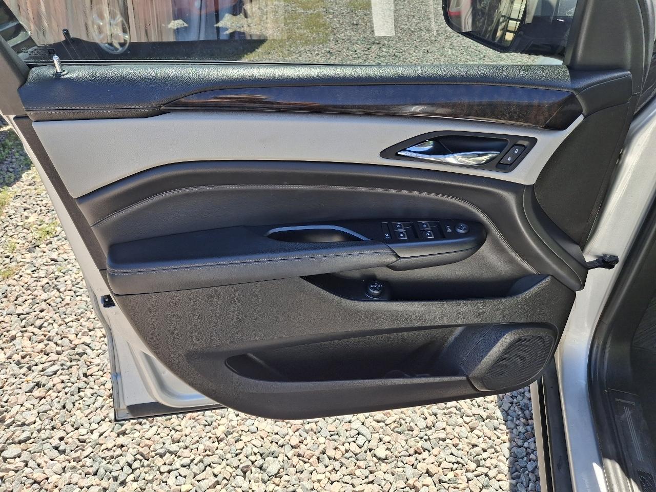 Cadillac SRX Luxury Collection FWD 2015