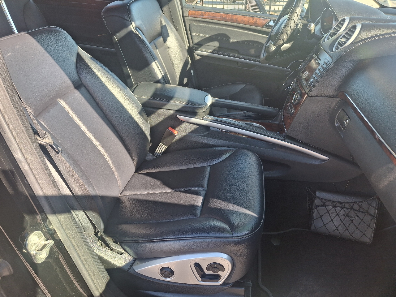 Mercedes-Benz GL-Class GL450 4MATIC 2012