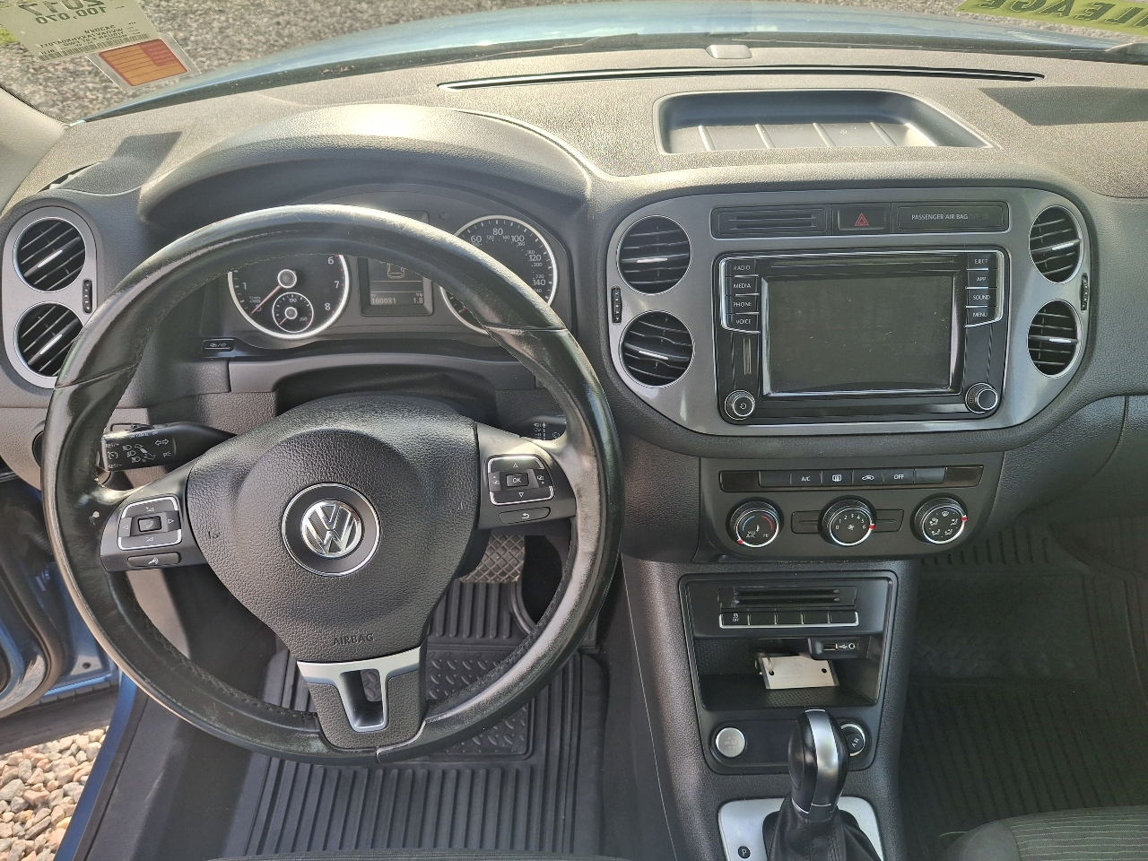 Volkswagen Tiguan S 2017