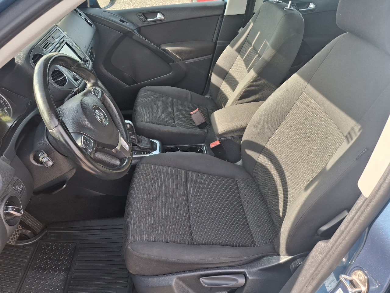 Volkswagen Tiguan S 2017