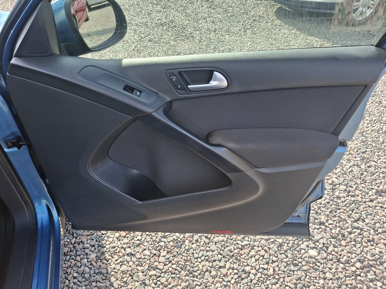 Volkswagen Tiguan S 2017