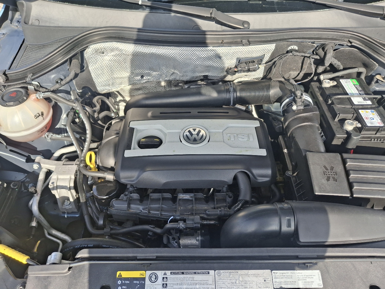 Volkswagen Tiguan S 2017