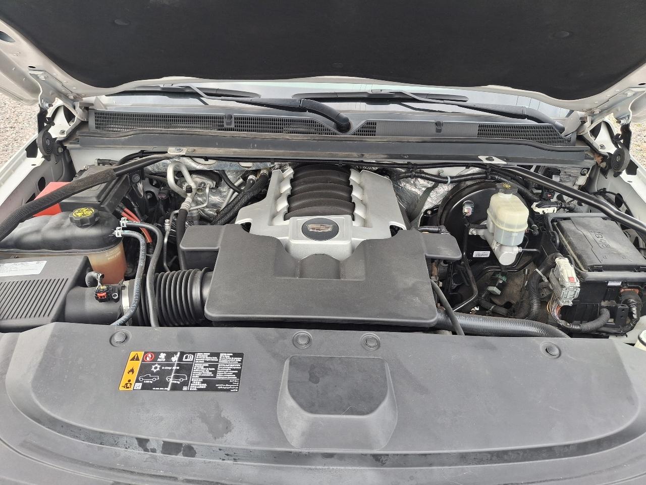 Cadillac Escalade ESV Premium 4WD 2017