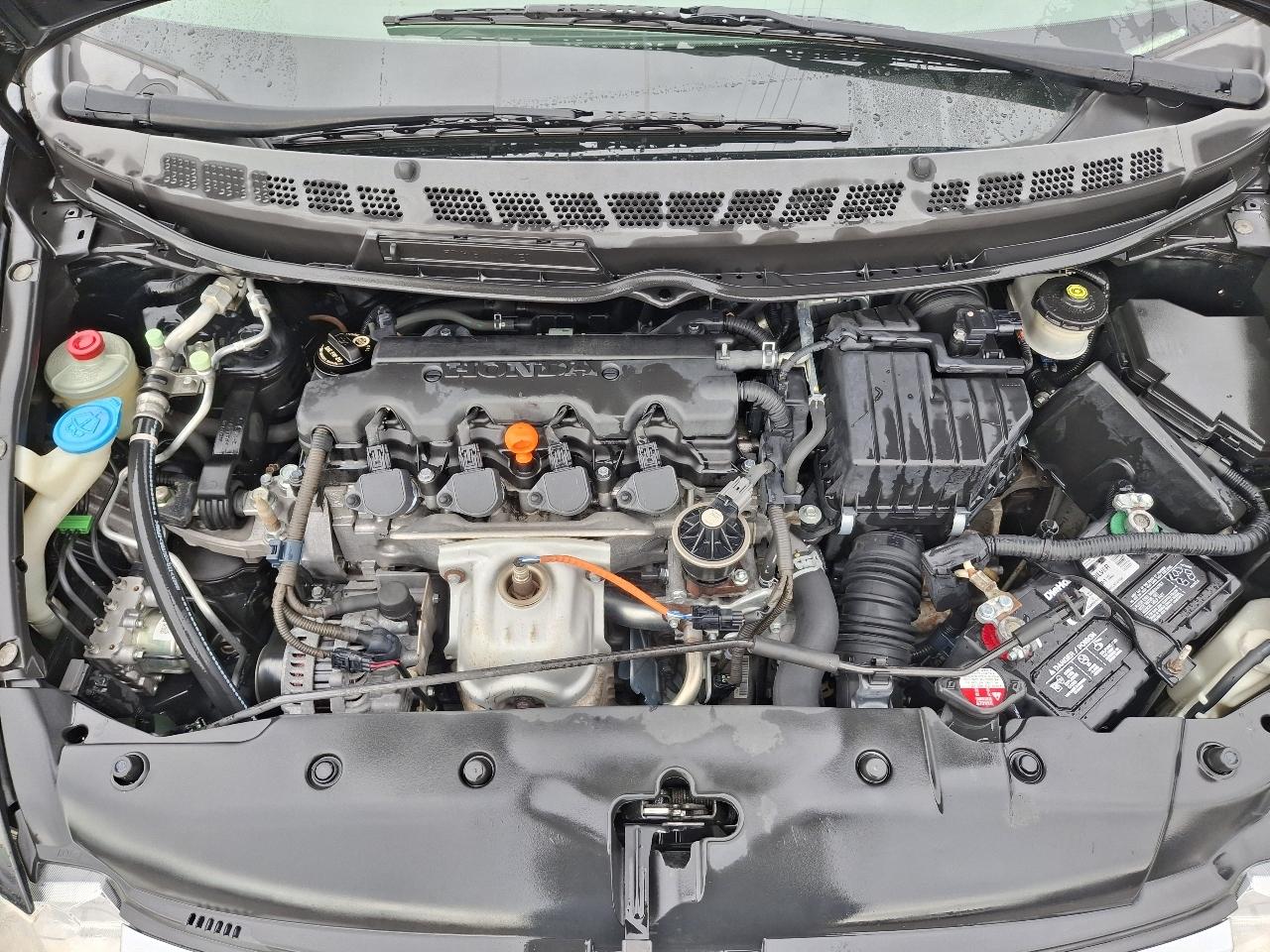 Honda Civic LX Sedan 5-Speed AT 2009