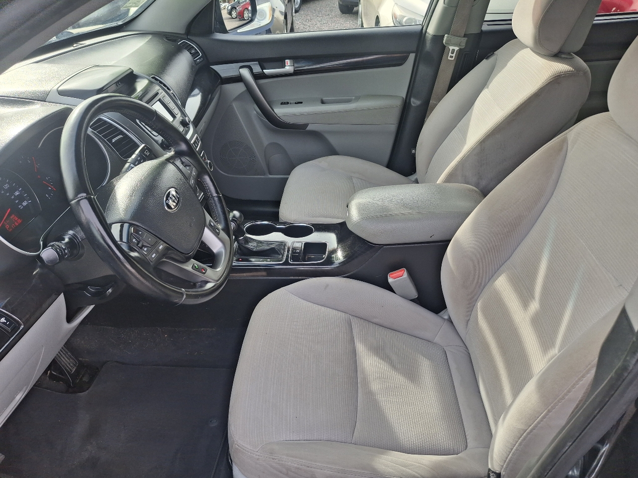 Kia Sorento LX 2WD 2015