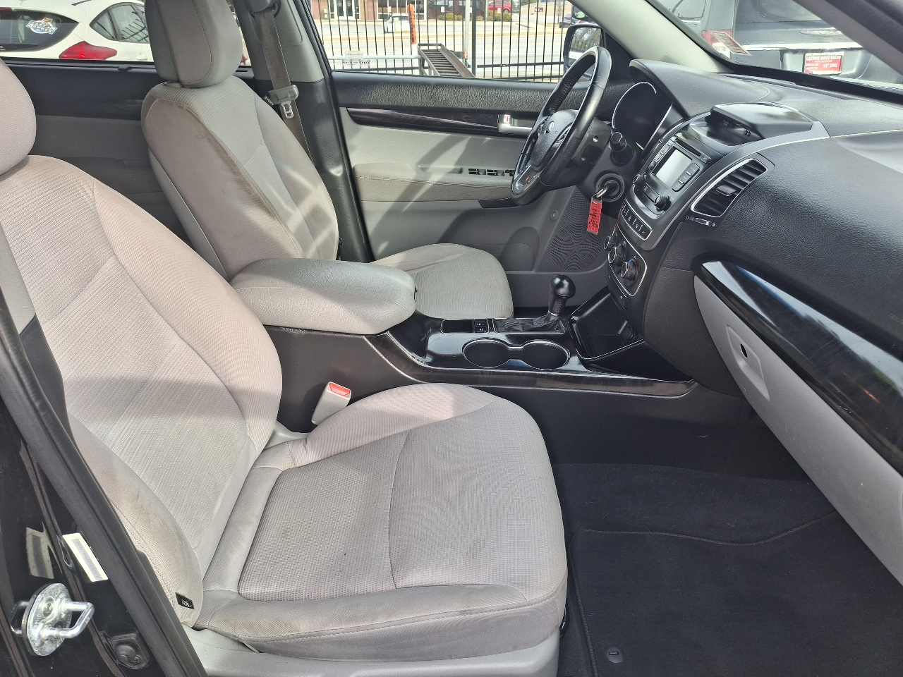 Kia Sorento LX 2WD 2015