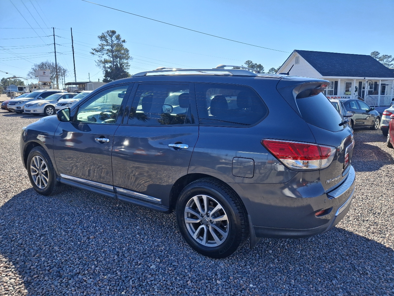 Nissan Pathfinder SL 4WD 2014