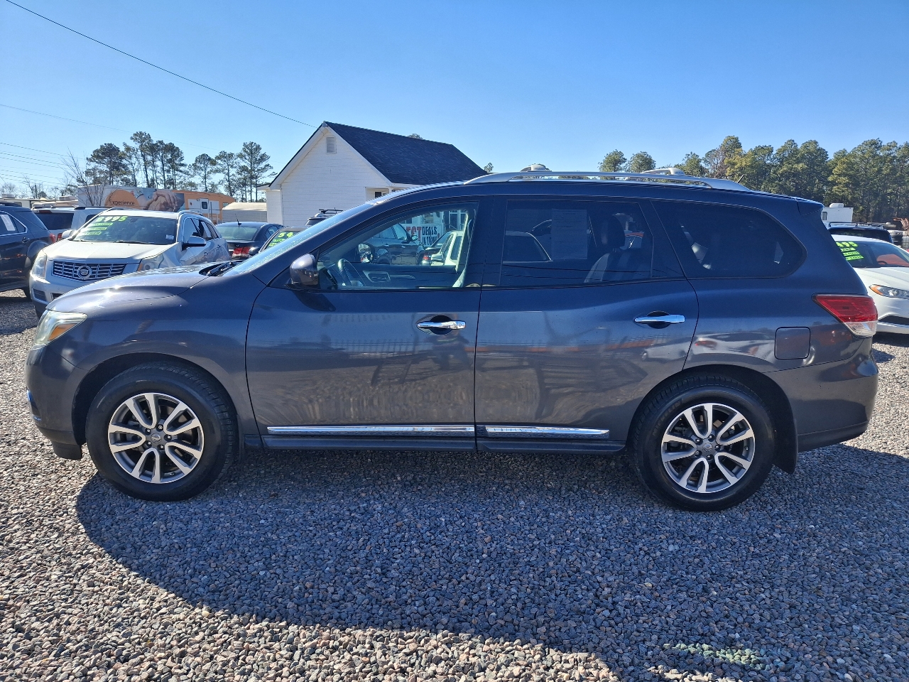 Nissan Pathfinder SL 4WD 2014