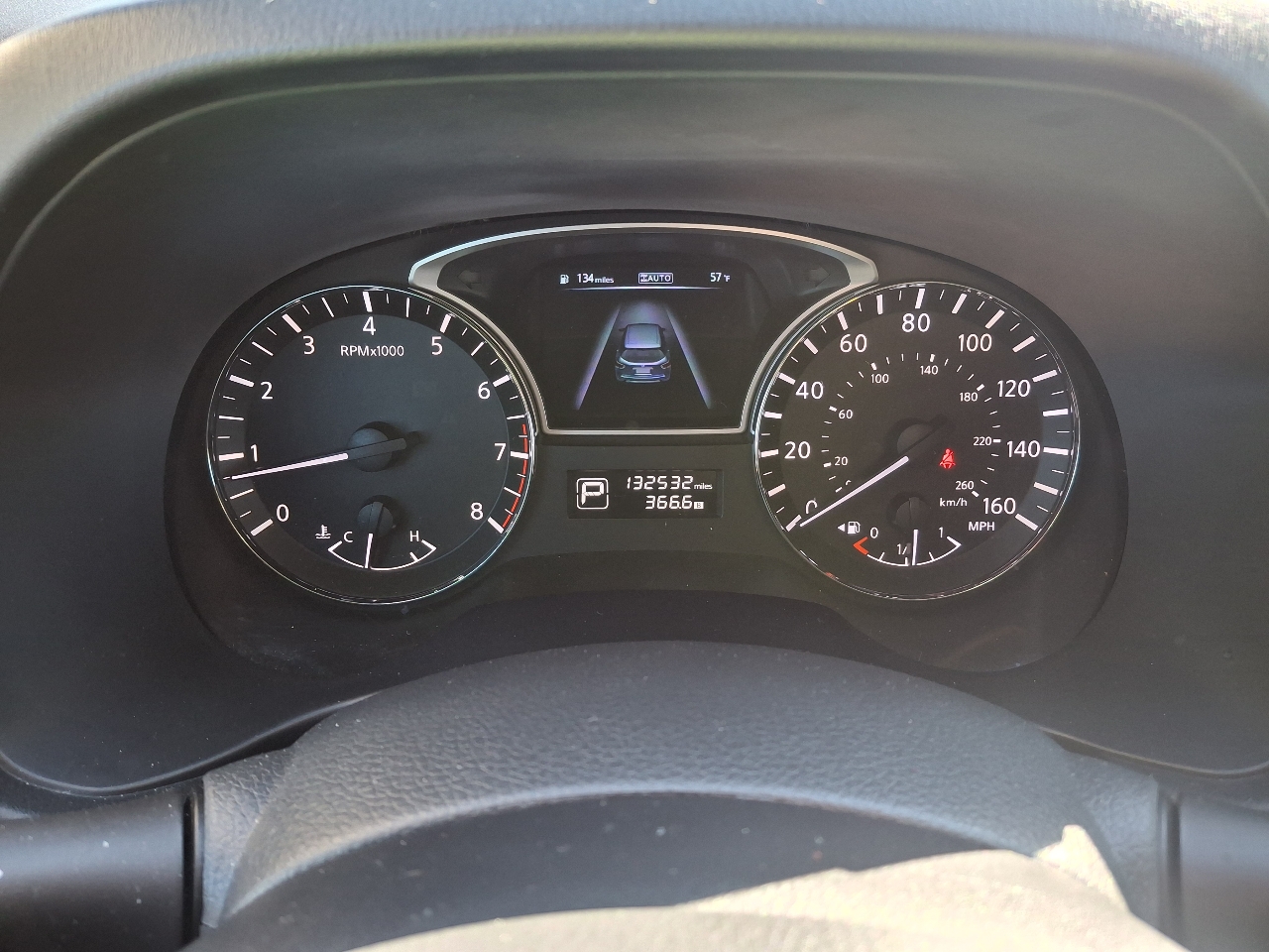 Nissan Pathfinder SL 4WD 2014