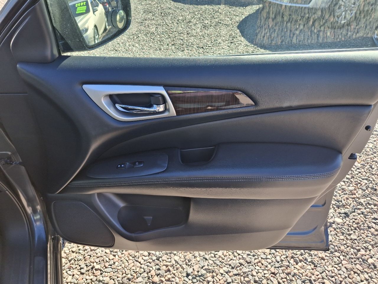 Nissan Pathfinder SL 4WD 2014