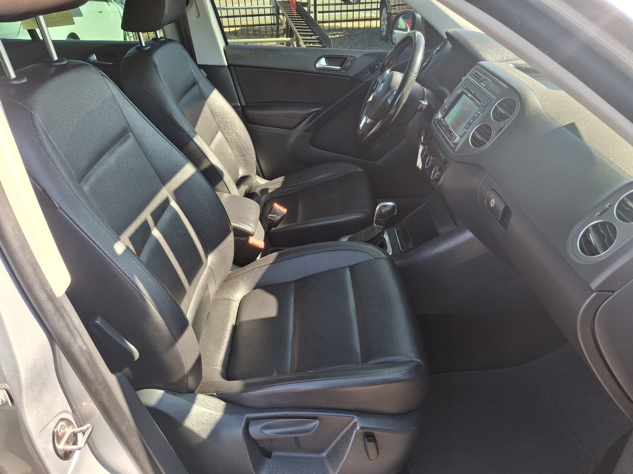 Volkswagen Tiguan SE 2013