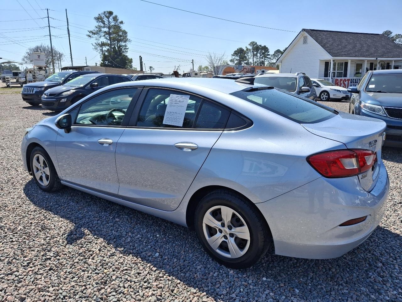 Chevrolet Cruze LS Auto 2018