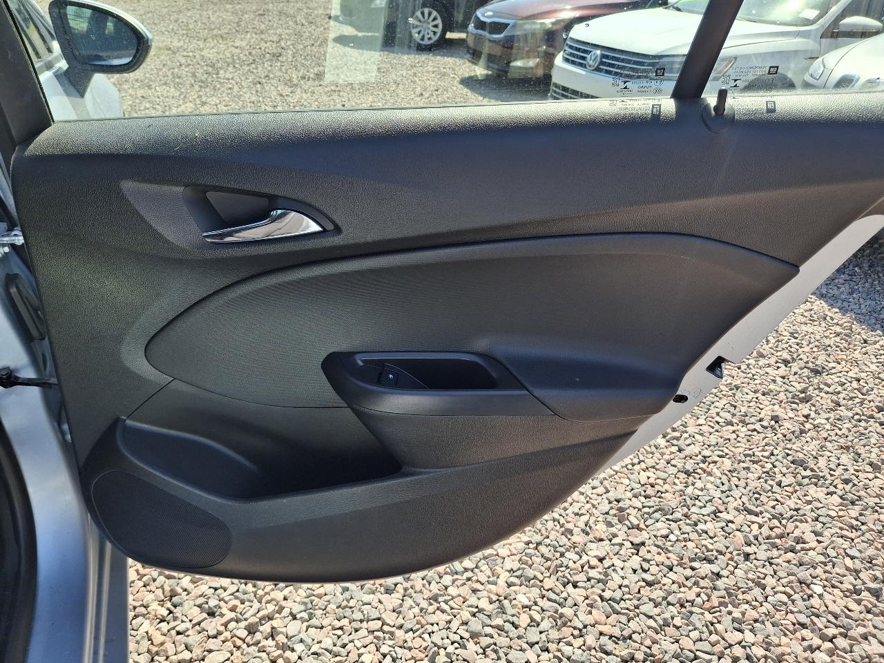 Chevrolet Cruze LS Auto 2018