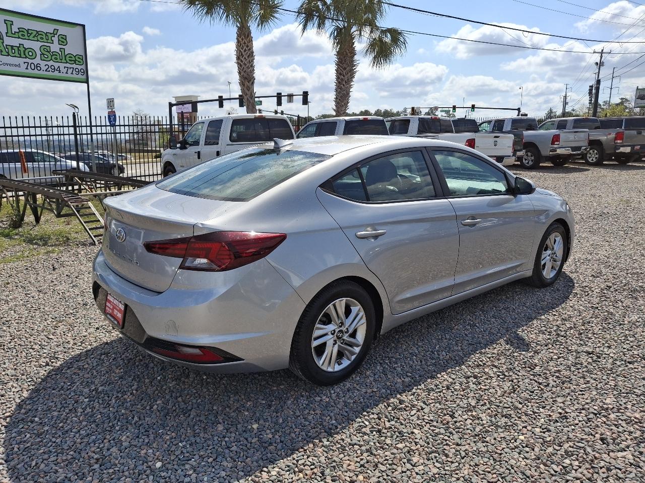 Hyundai Elantra SEL 2020