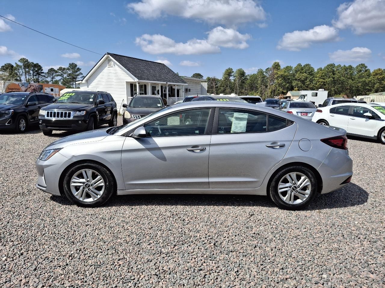 Hyundai Elantra SEL 2020