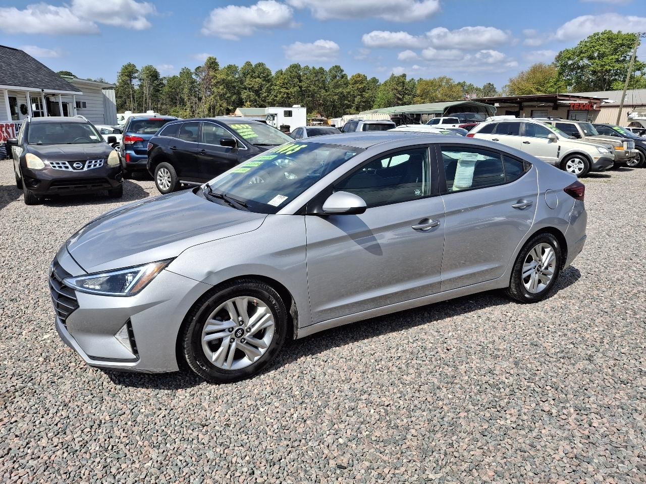 Hyundai Elantra SEL 2020