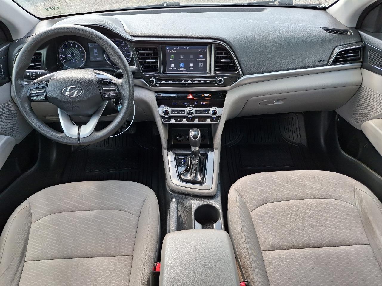 Hyundai Elantra SEL 2020