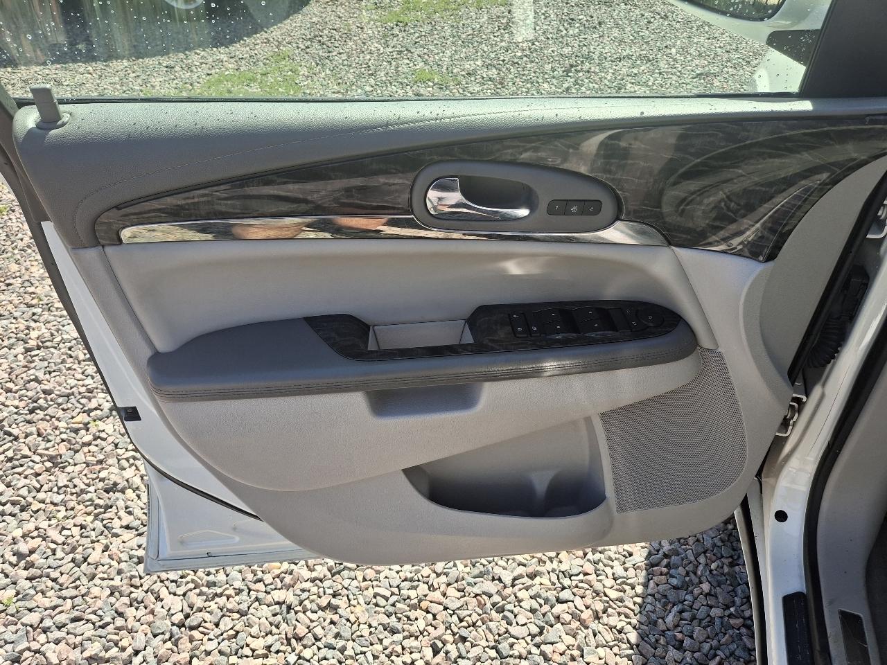 Buick Enclave Leather FWD 2014