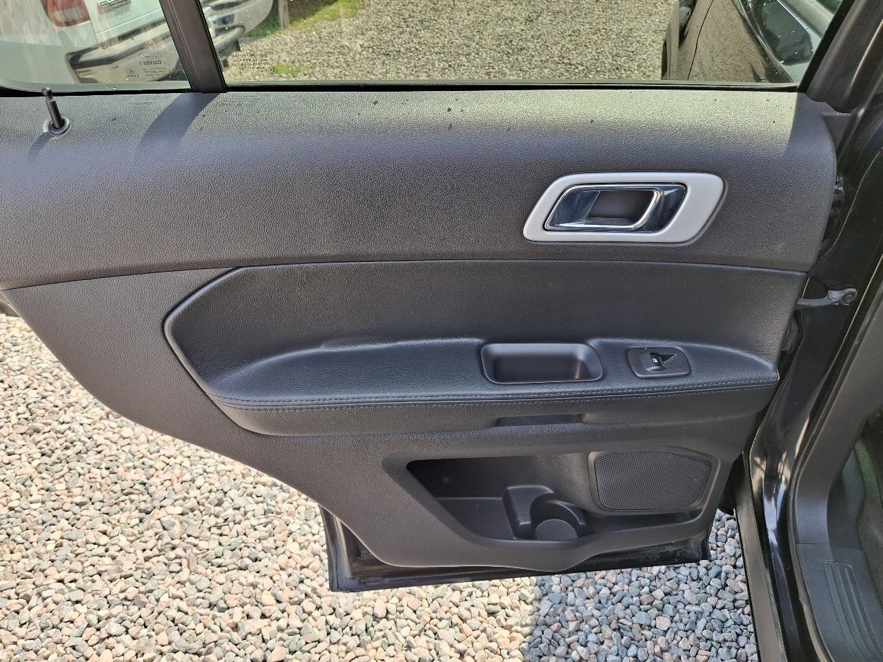 Ford Explorer Limited 4WD 2015