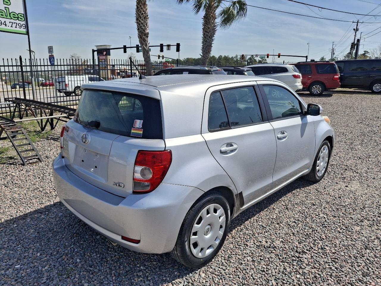 Scion xD 5-Door 2009