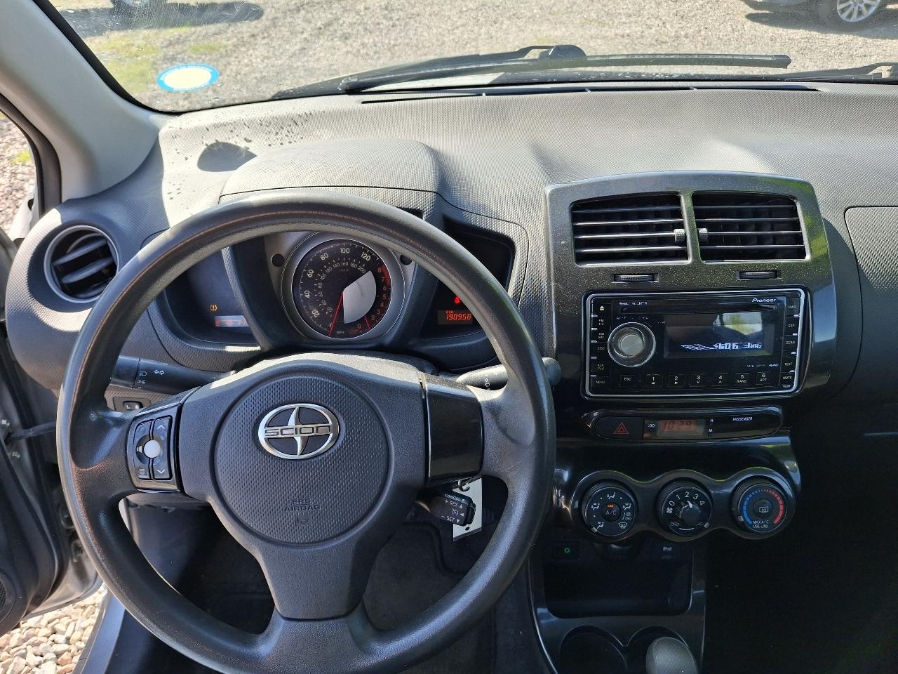 Scion xD 5-Door 2009
