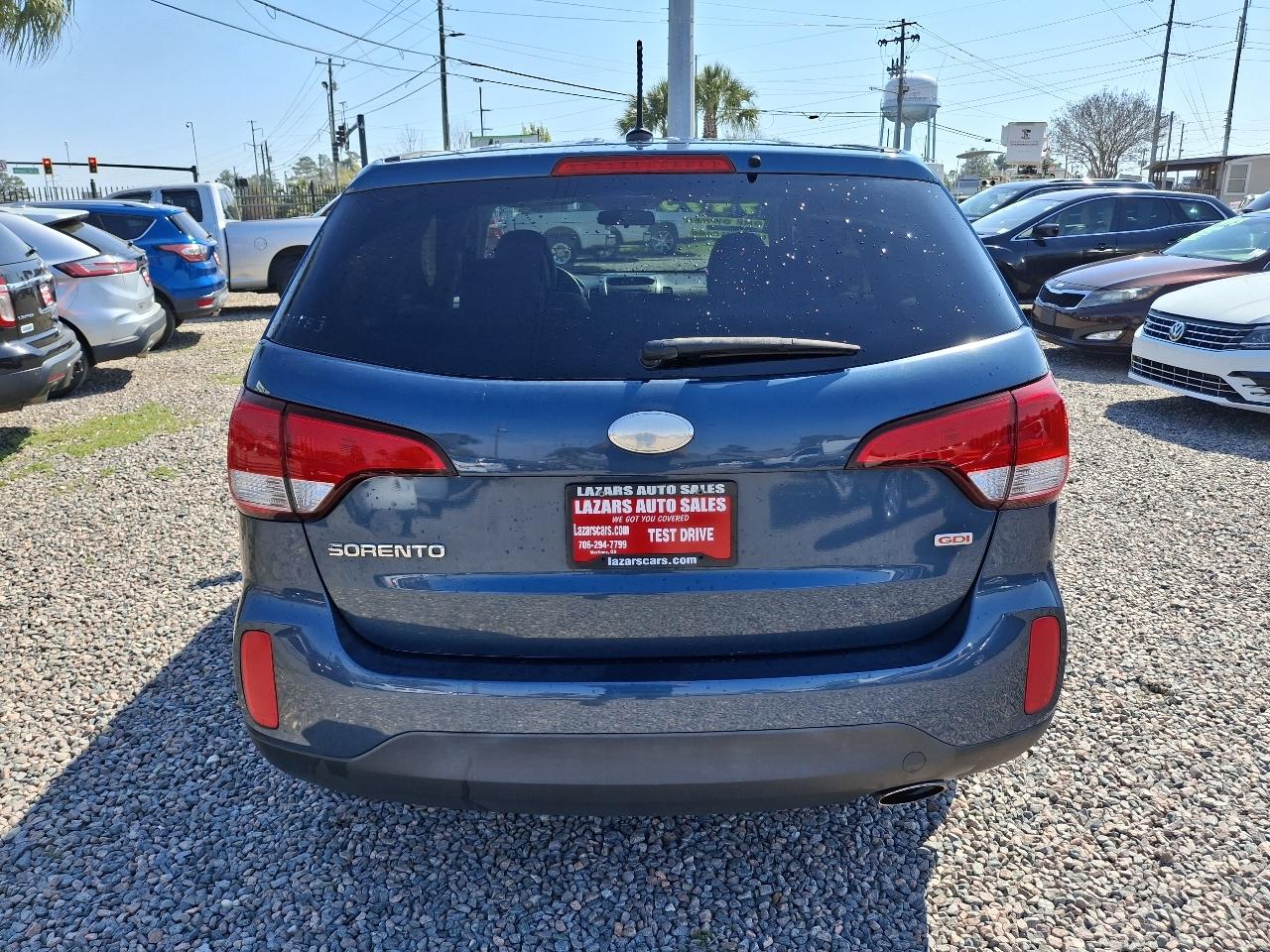 Kia Sorento LX 2WD 2015