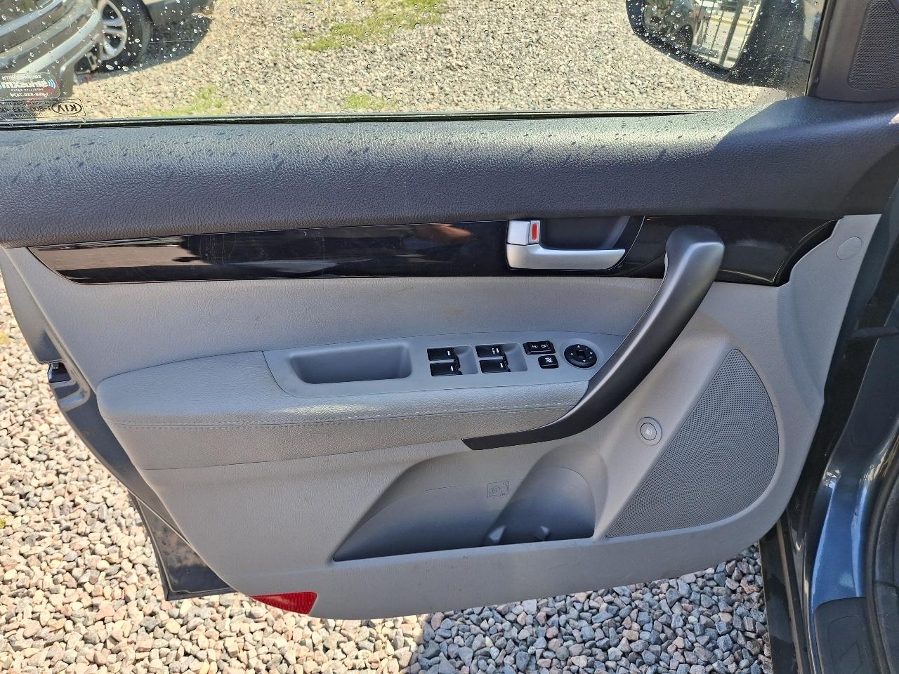 Kia Sorento LX 2WD 2015